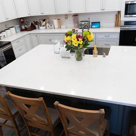 Tyler Inn At Zion Rockville Bagian luar foto